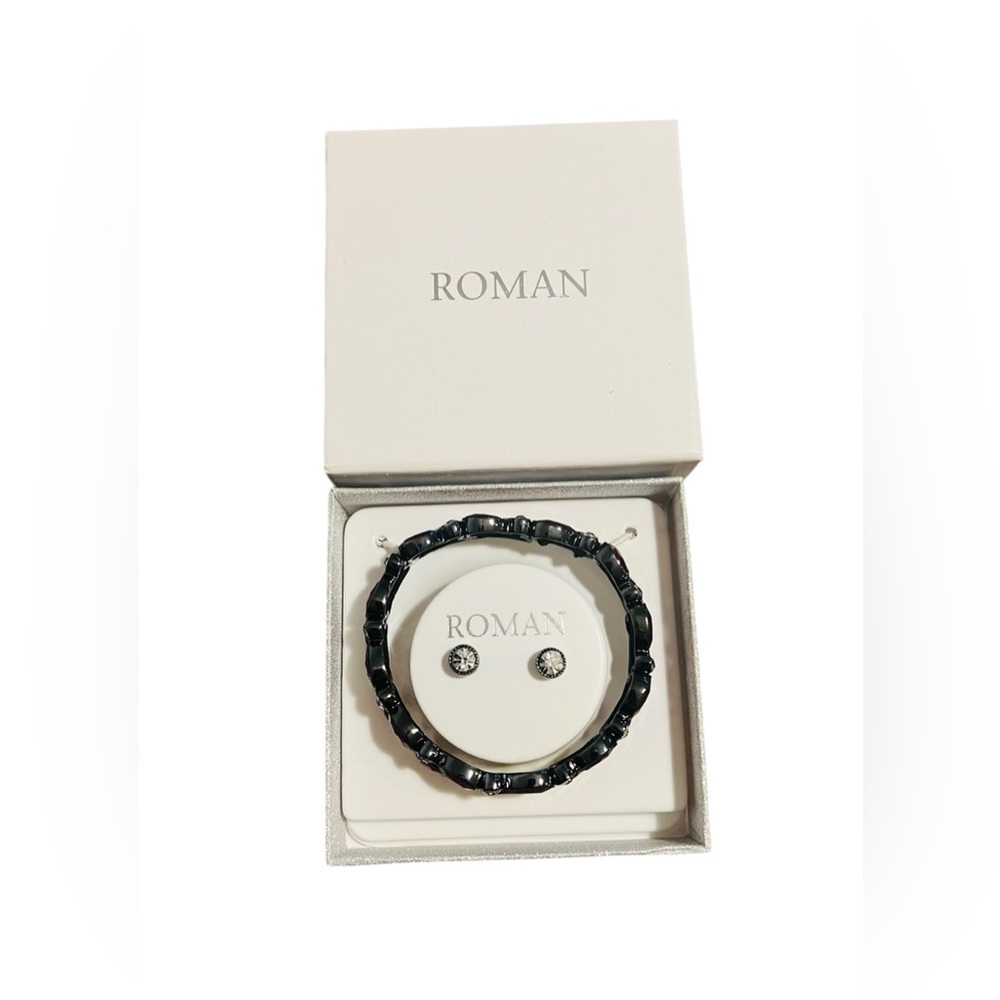 Roman Scarlet Teardrop Crystal Stretch Bracelet with Clear Accents - Picture 4 of 6